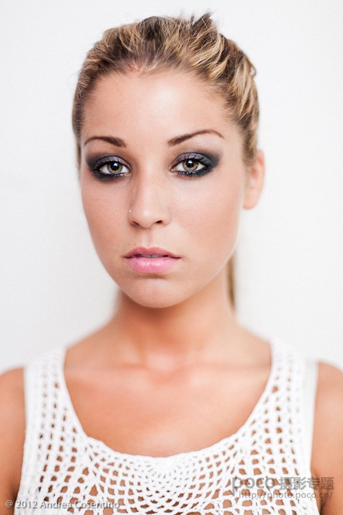 教你用(yòng)一盞閃光燈拍出柔光棚人像效果